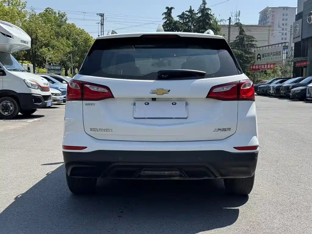 Chevrolet Equinox 2019 — фото 12