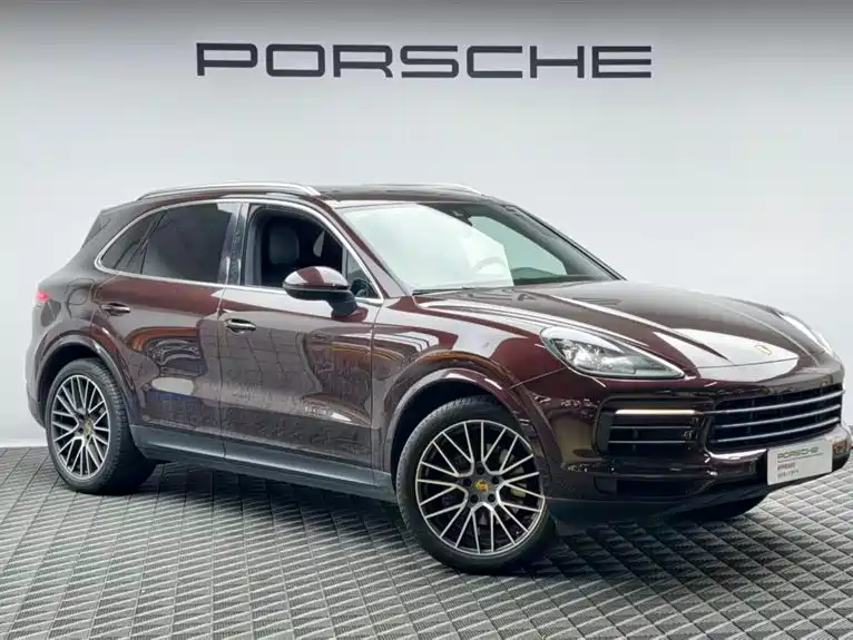 Porsche Cayenne 2019 — фото 3