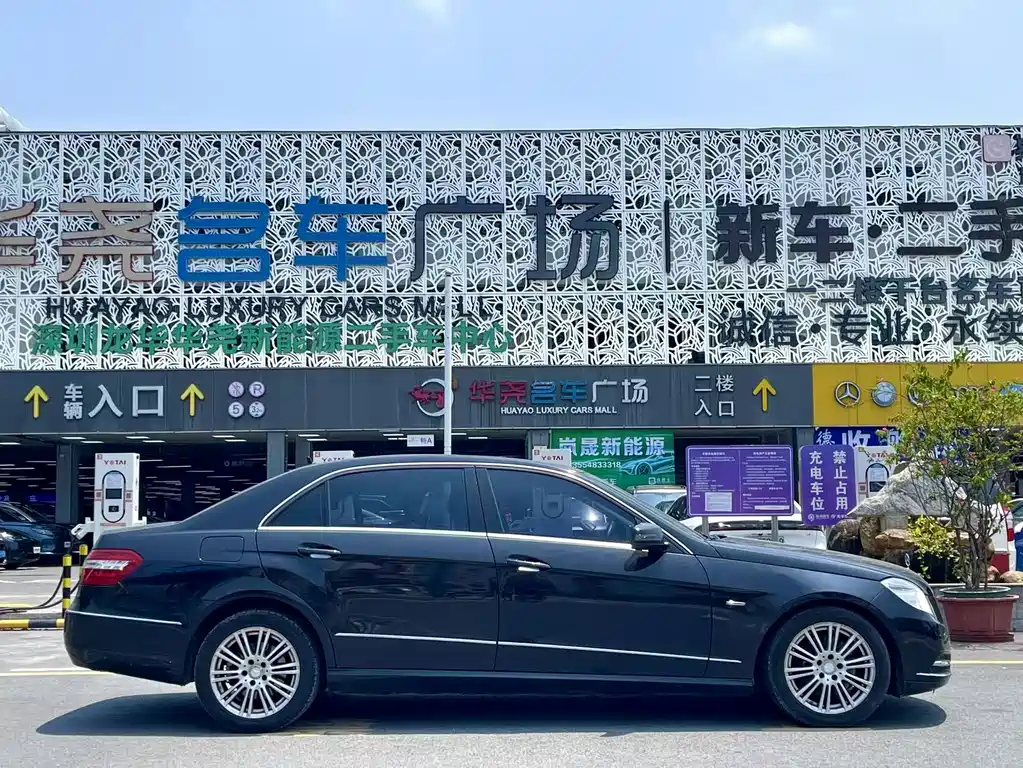 Mercedes-Benz E-Class 2012