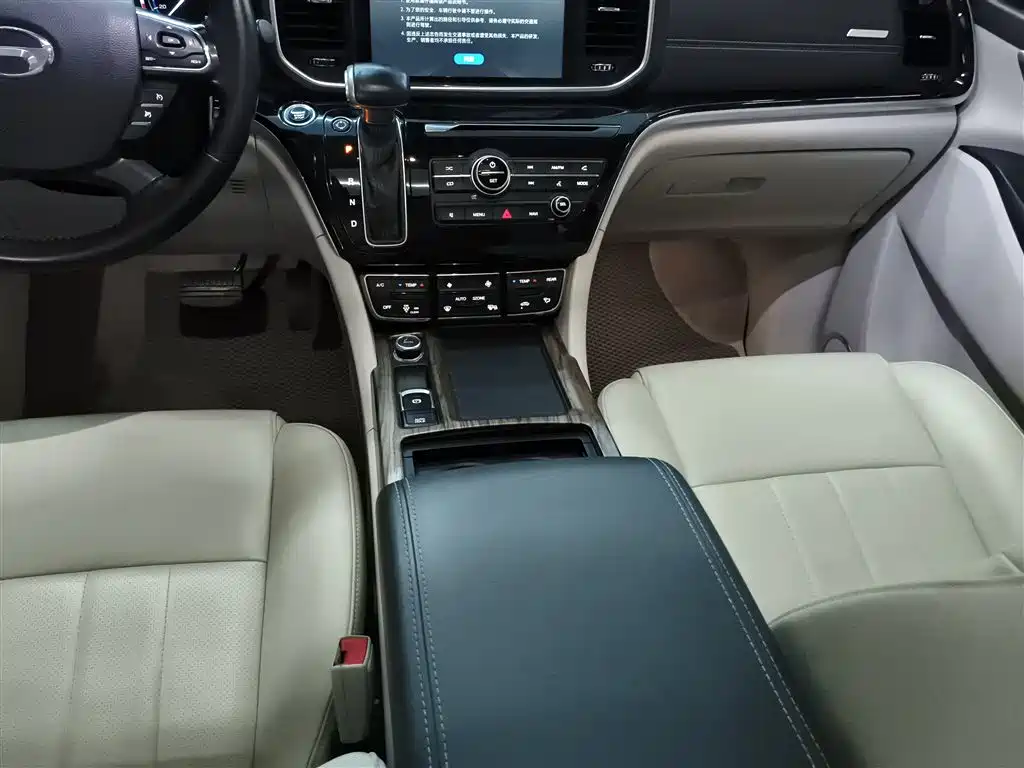 GAC Motor Trumpchi M8 2019 — фото 14