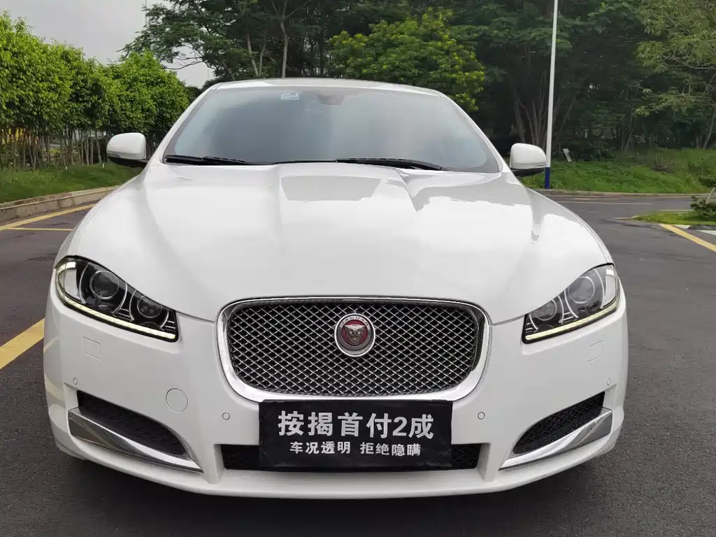 Jaguar XF 2015 — фото 3