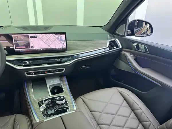 BMW X5 2025