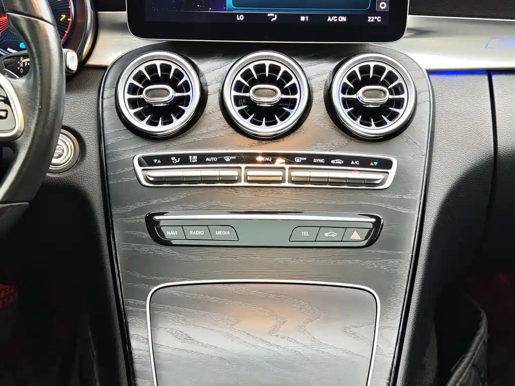 Mercedes-Benz C-Class 2019 — фото 12