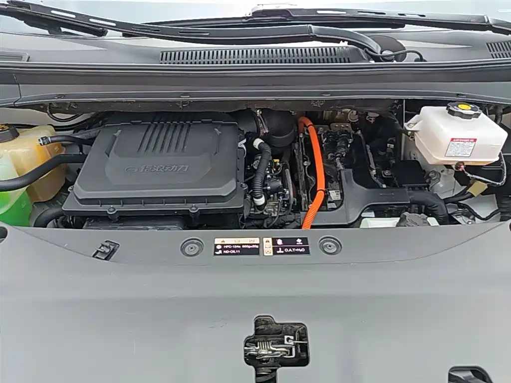 GAC Motor Trumpchi M8 2024 — фото 19