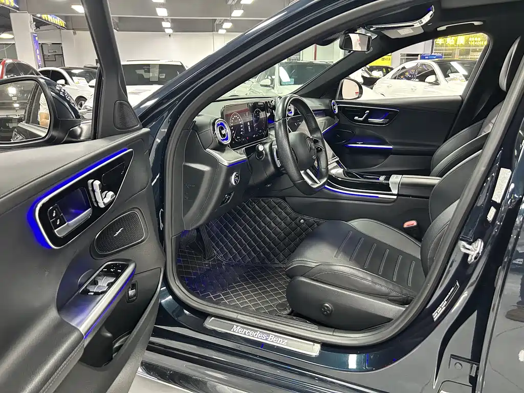 Mercedes-Benz C-Class 2022 — фото 8