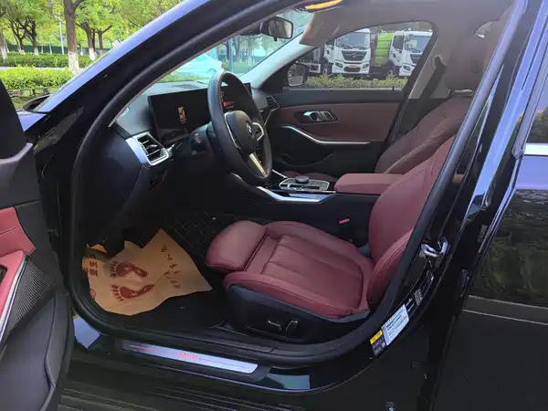 BMW i3 2024