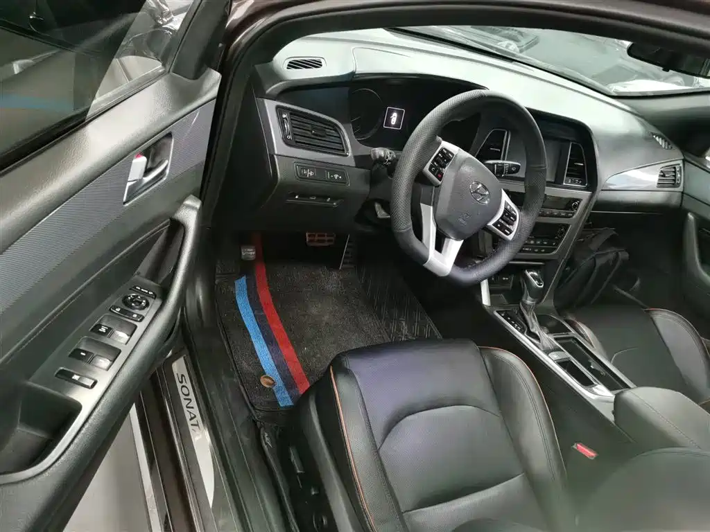 Hyundai Sonata 2015 — фото 16
