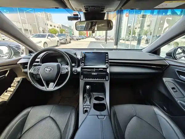 Toyota Avalon 2021