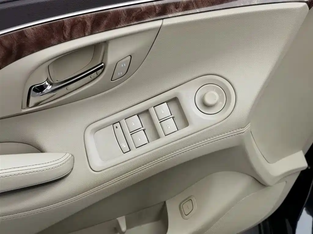 Buick LaCrosse 2016 — фото 9