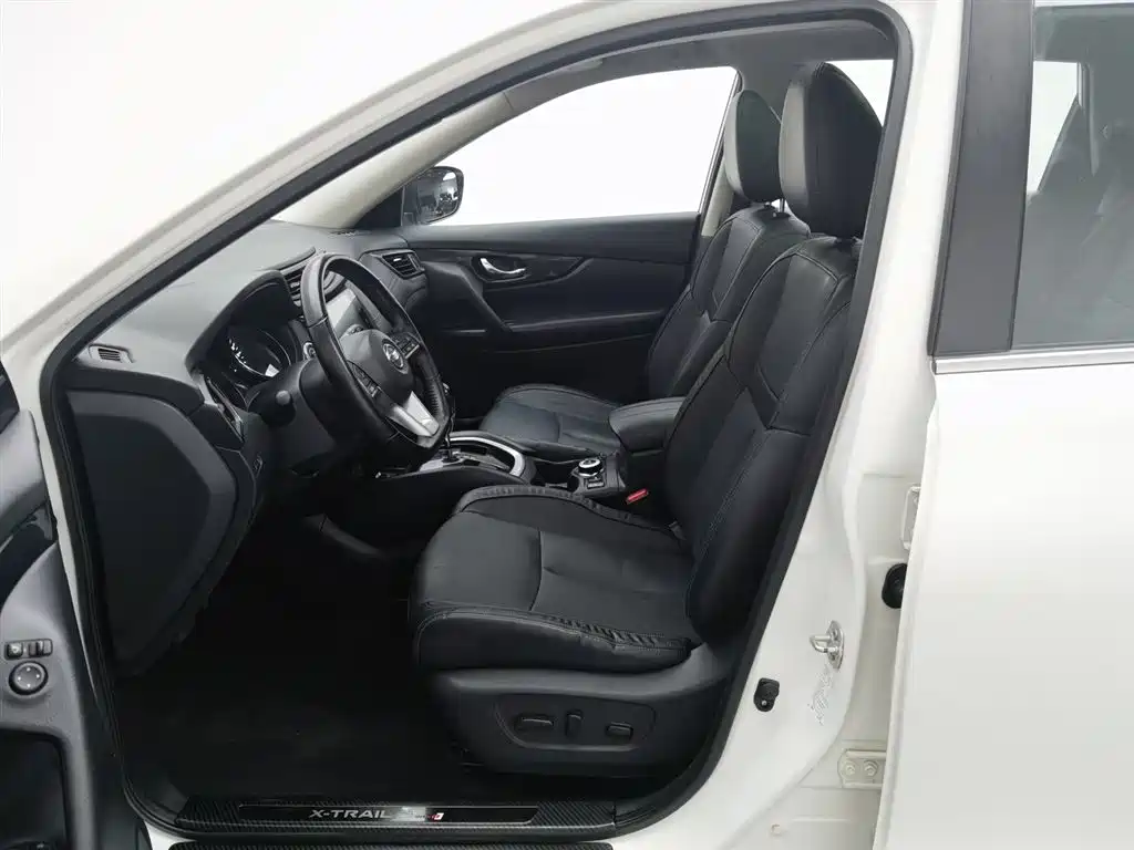Nissan X-Trail 2020 — фото 10