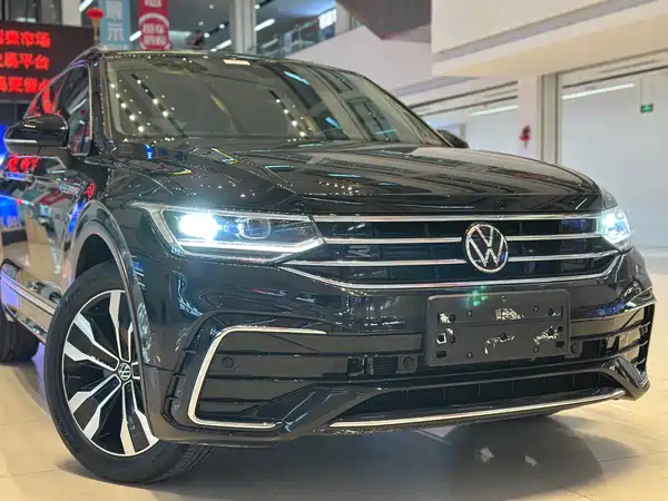 Volkswagen Tiguan L 2023