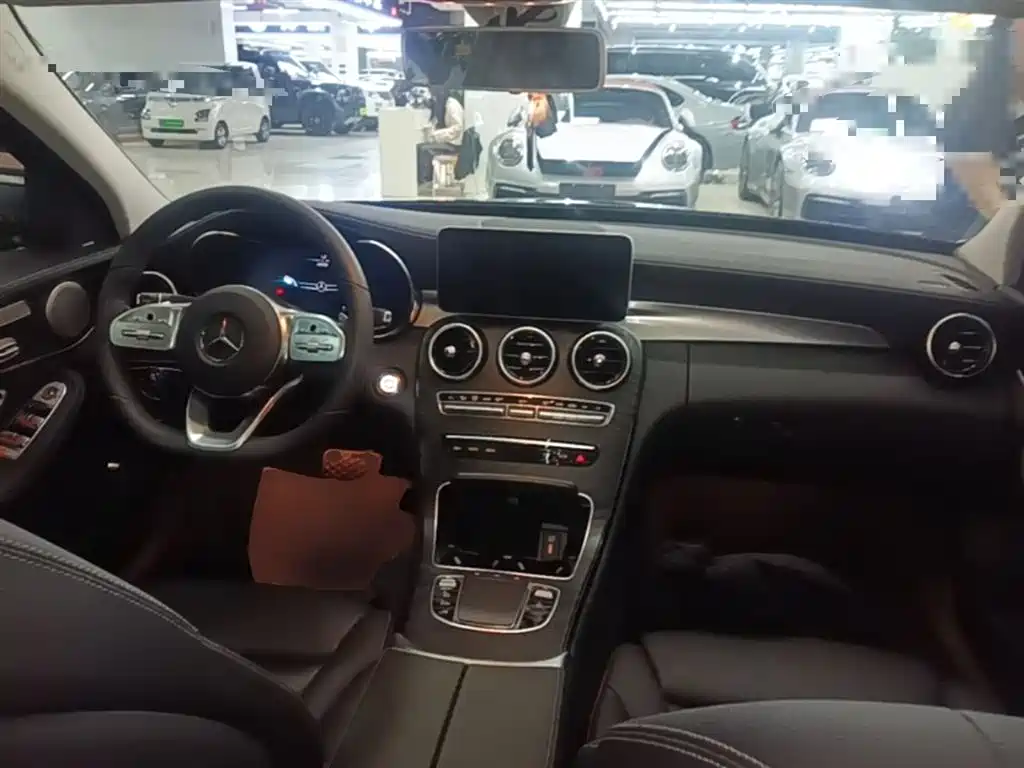 Mercedes-Benz C-Class 2020 — фото 10