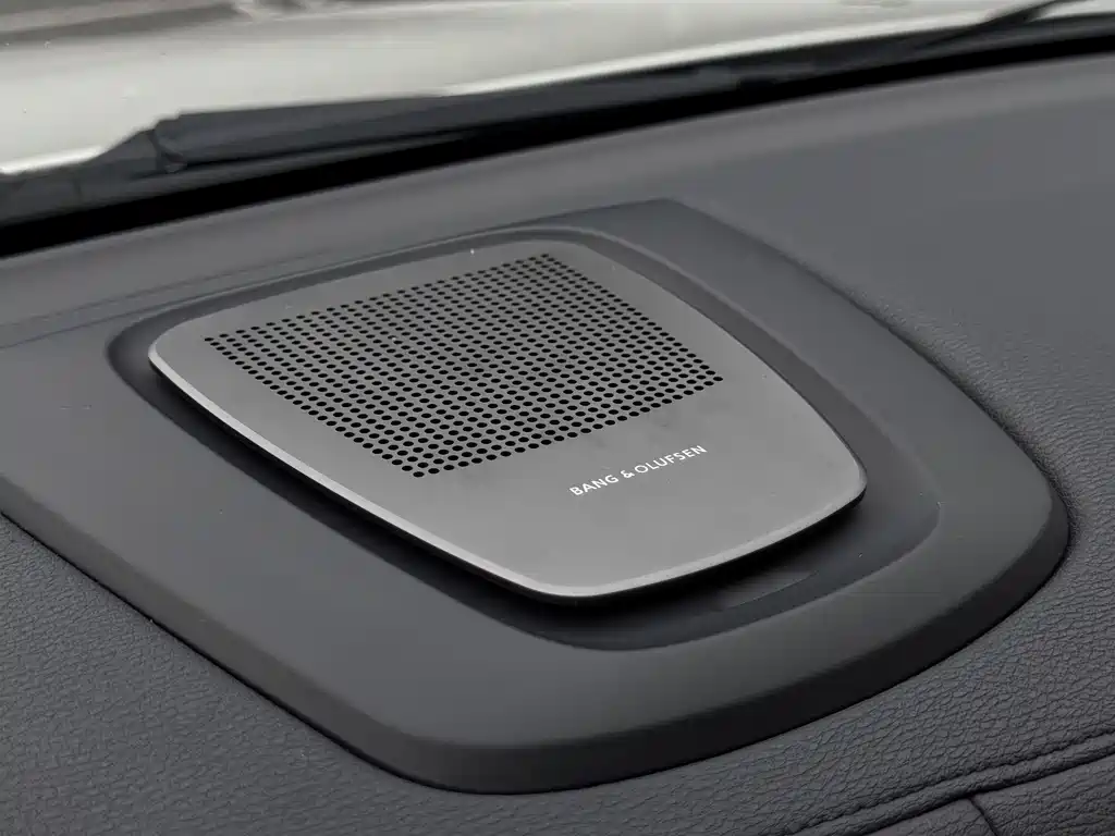 BMW X6 2015 — фото 11