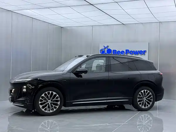 NIO ES6 2025