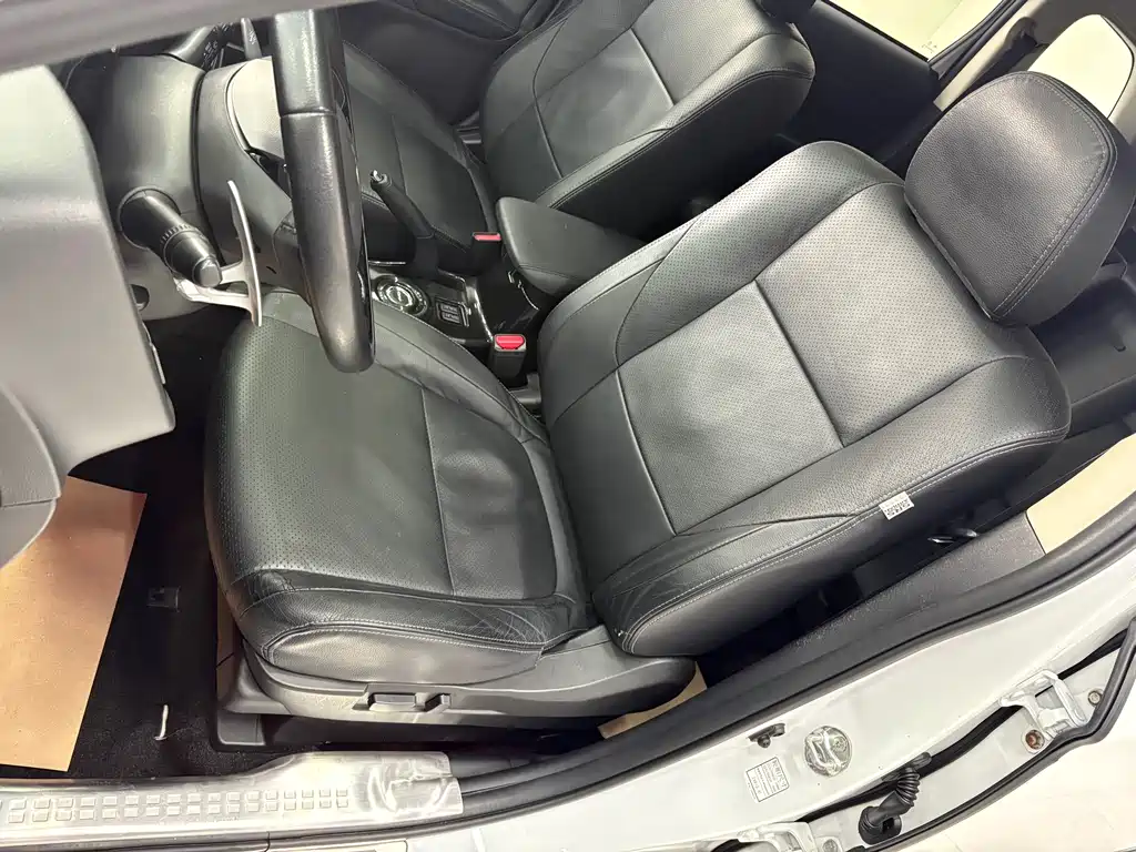Mitsubishi Outlander 2017 — фото 15