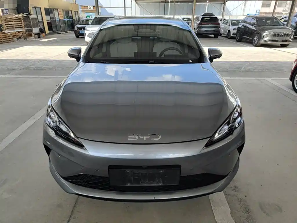BYD Seal 05 DM-i 2025 — фото 3