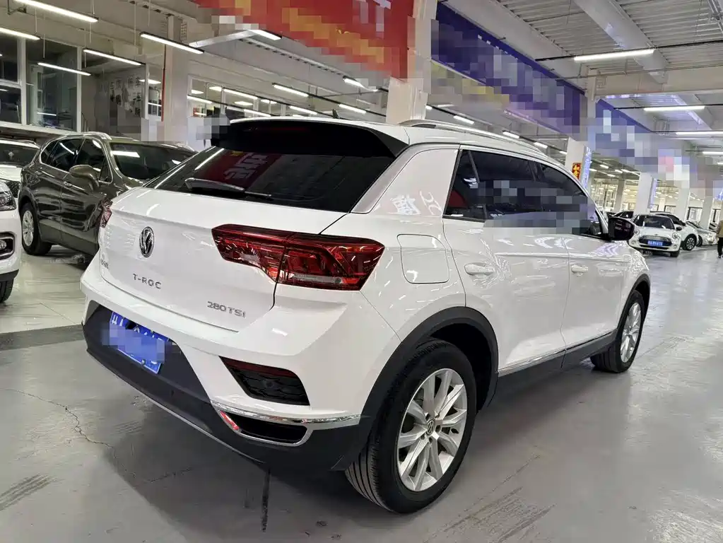 Volkswagen T-Roc 2021 — фото 6
