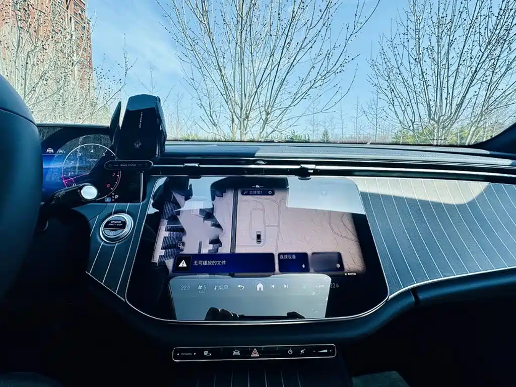 Mercedes-Benz E-Class 2025