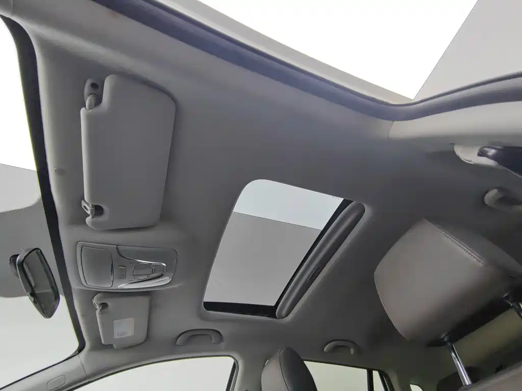 GAC Trumpchi GS4 2016 — фото 14