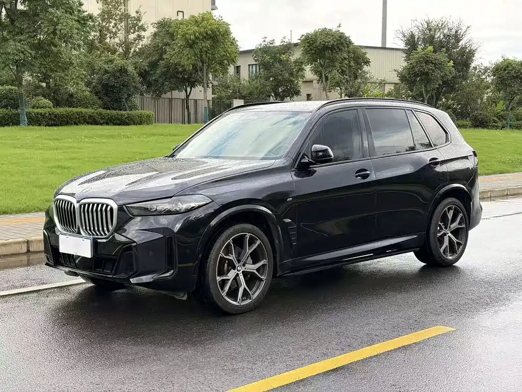 BMW X5 2024 — фото 1