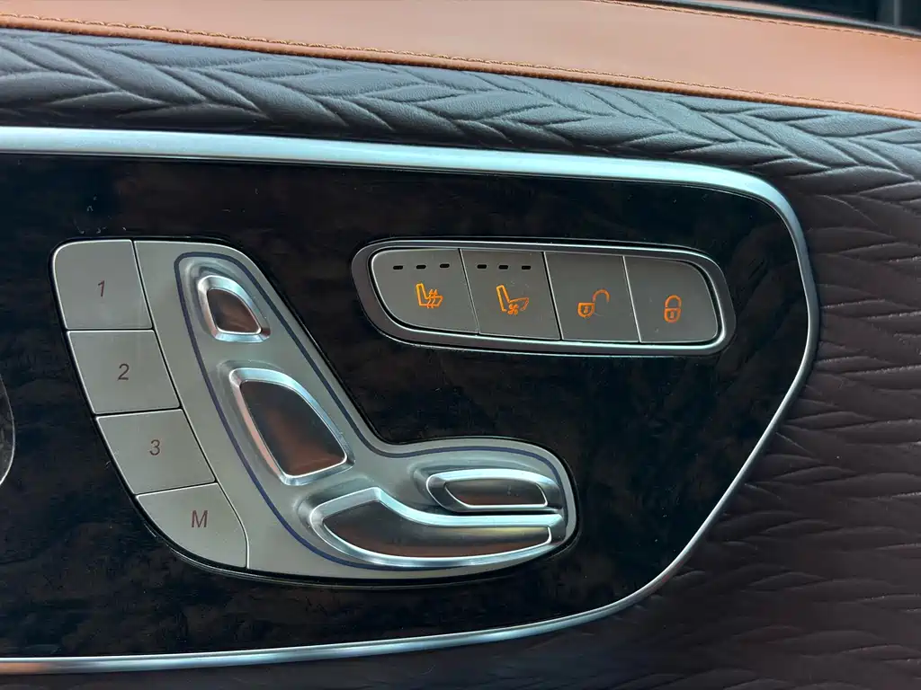 Mercedes-Benz Vito 2021 — фото 17