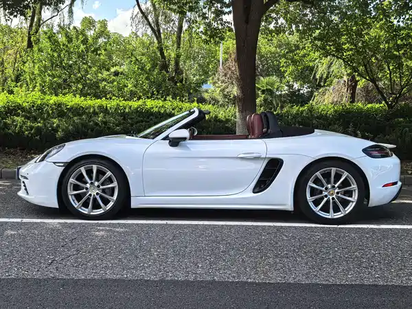 Porsche 718 2017