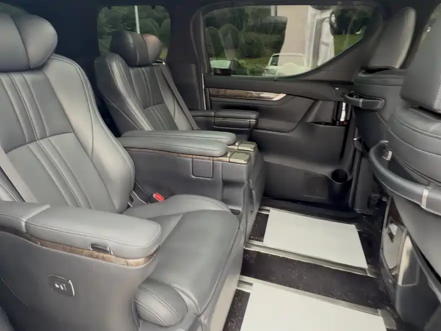 Toyota Alphard 2019