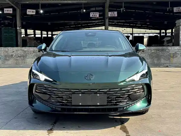 MG MG7 2025