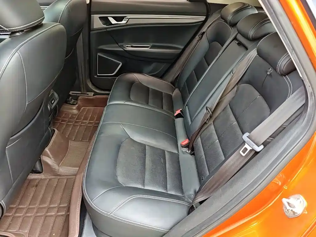 Geely Emgrand GS 2017 — фото 17