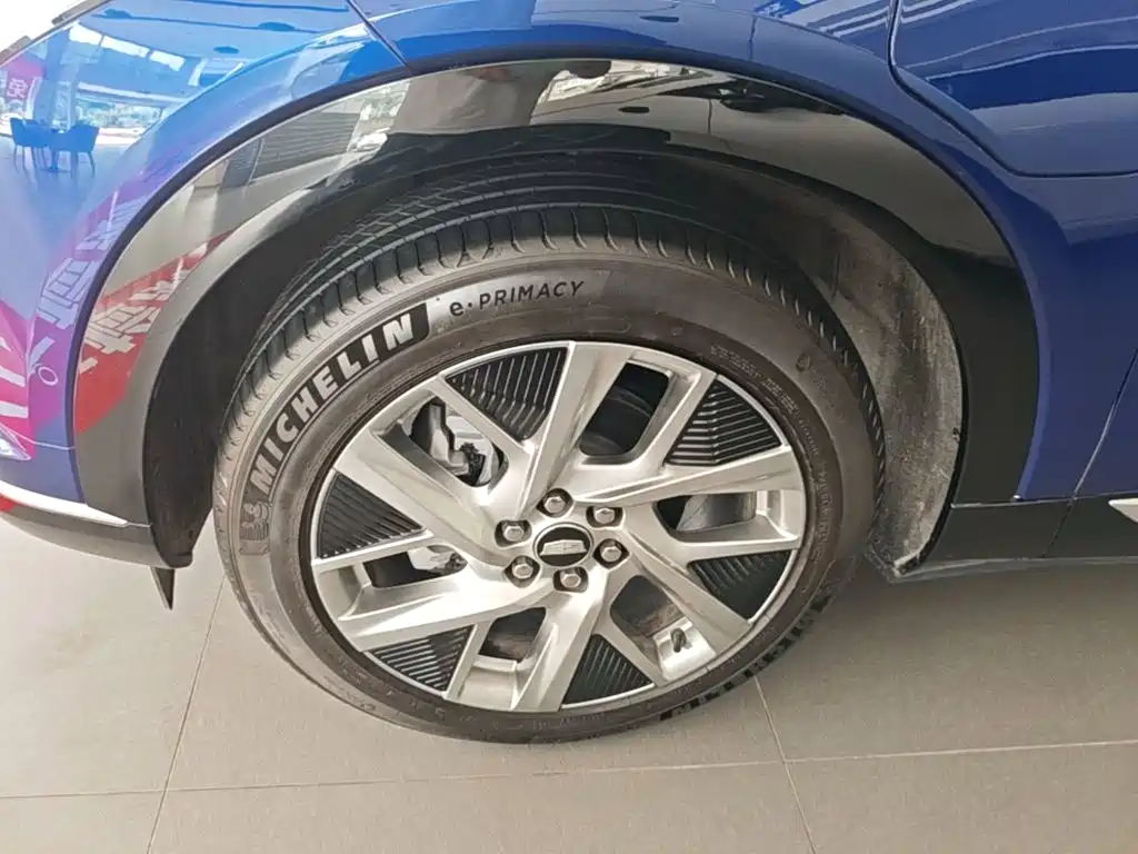 Cadillac IQ Aoge 2025 — фото 23