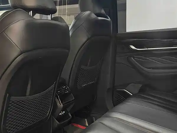 Geely Xingyue L 2025