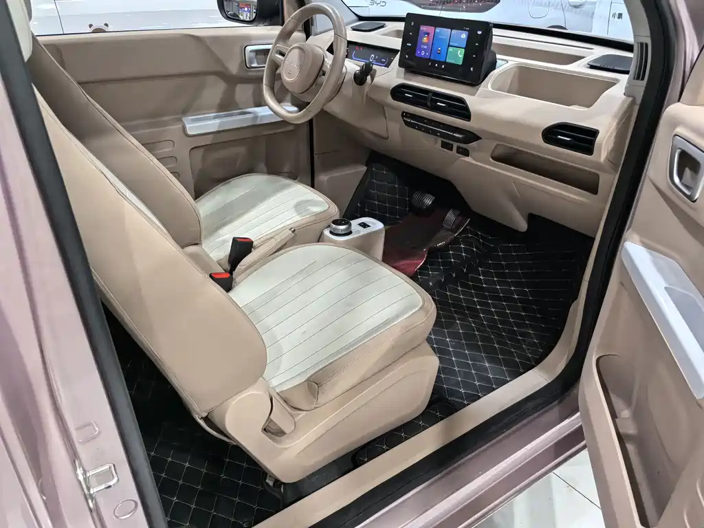 Geely Galaxy Panda 2025 — фото 10
