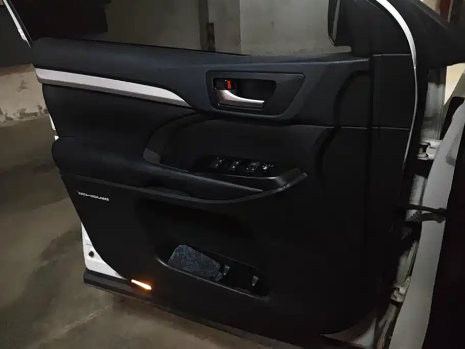 Toyota Highlander 2020