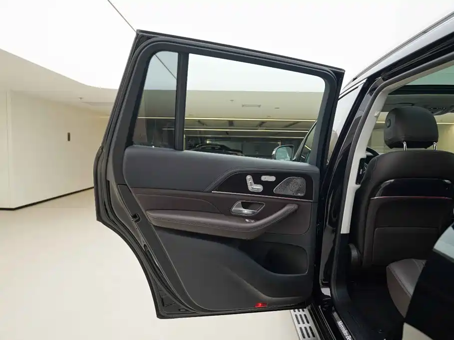 Mercedes-Benz GLS 2021 — фото 20