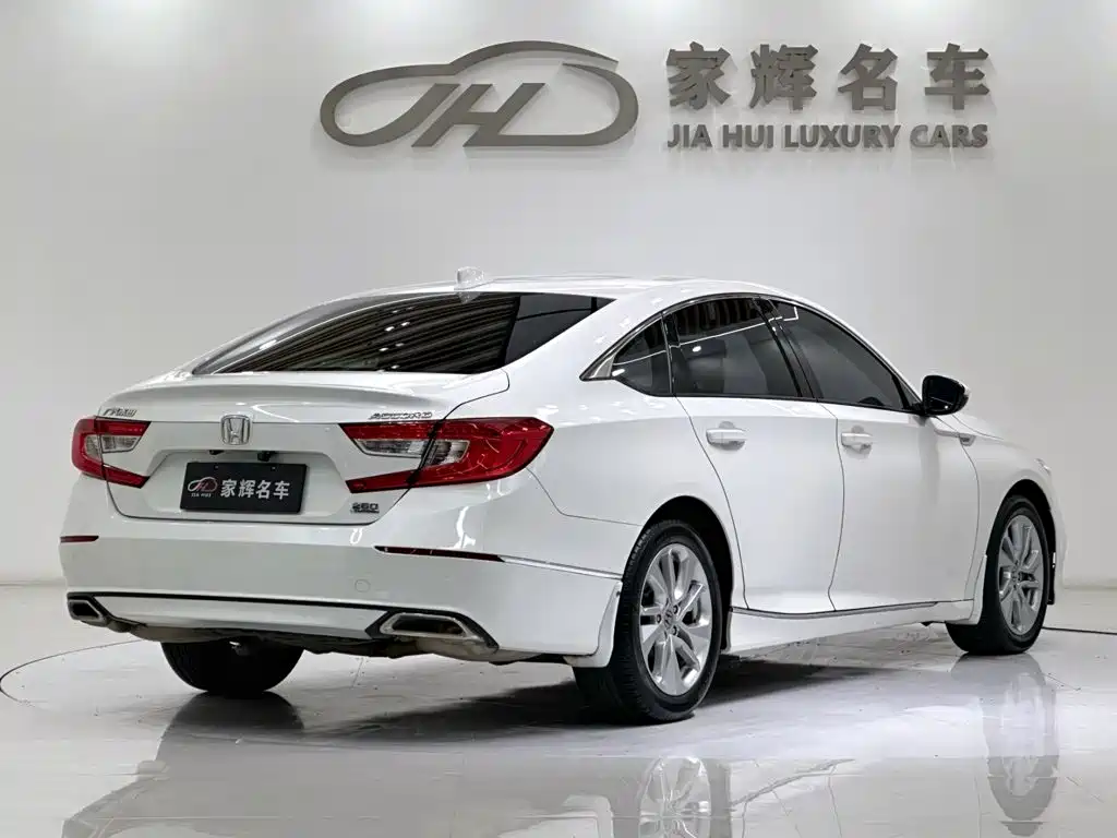 Honda Accord 2020 — фото 7
