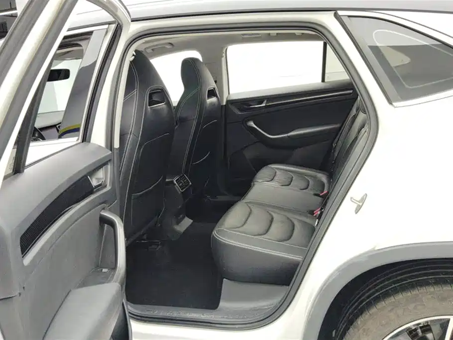 Skoda Kodiak GT 2021 — фото 11
