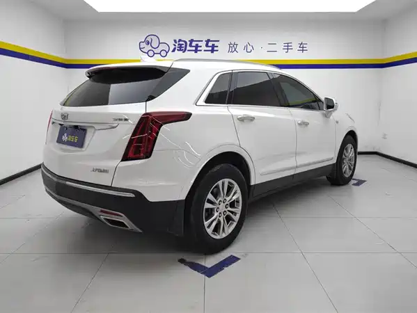 Cadillac XT5 2023