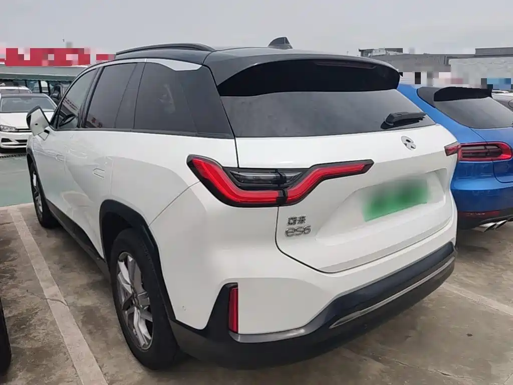 NIO ES6 2021