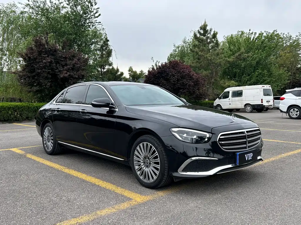 Mercedes-Benz E-Class 2021