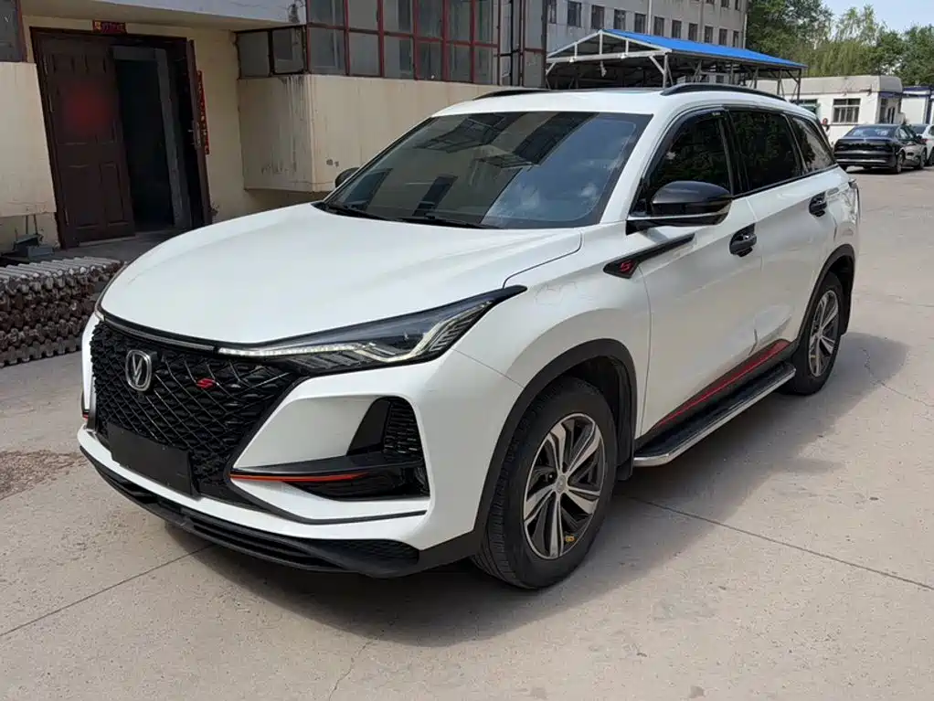 Changan CS75PLUS 2020 — фото 1