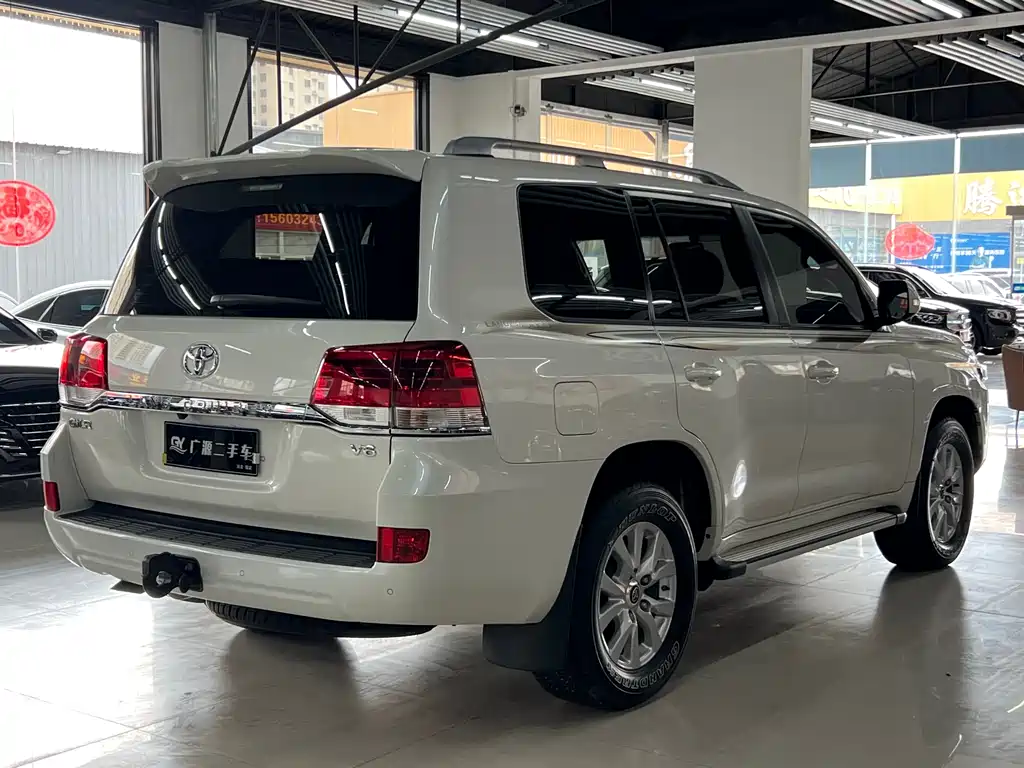 Toyota Land Cruiser 2019 — фото 4