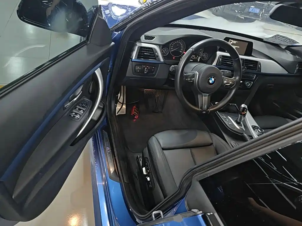BMW 3 Series GT 2017 — фото 16