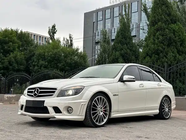 Mercedes-Benz C-Class AMG 2010