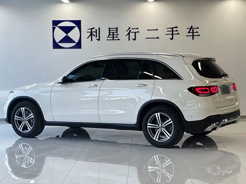 Mercedes-Benz GLC 2021 — фото 9