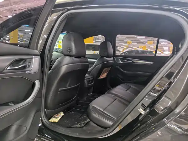 Cadillac CT5 2023