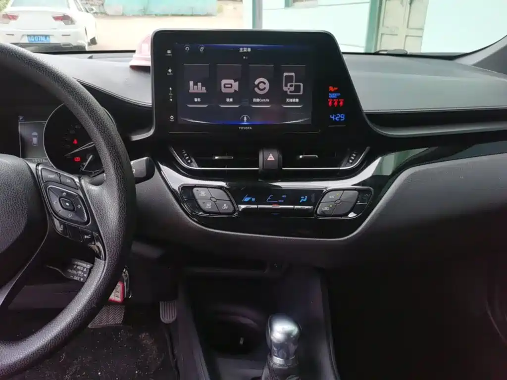 Toyota IZOA 2019 — фото 13