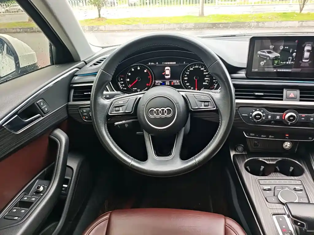 Audi A4L 2020 — фото 11