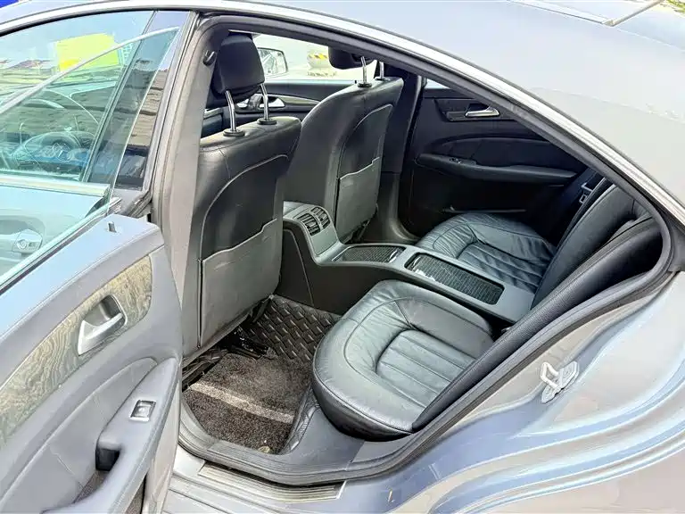 Mercedes-Benz CLS 2015 — фото 11