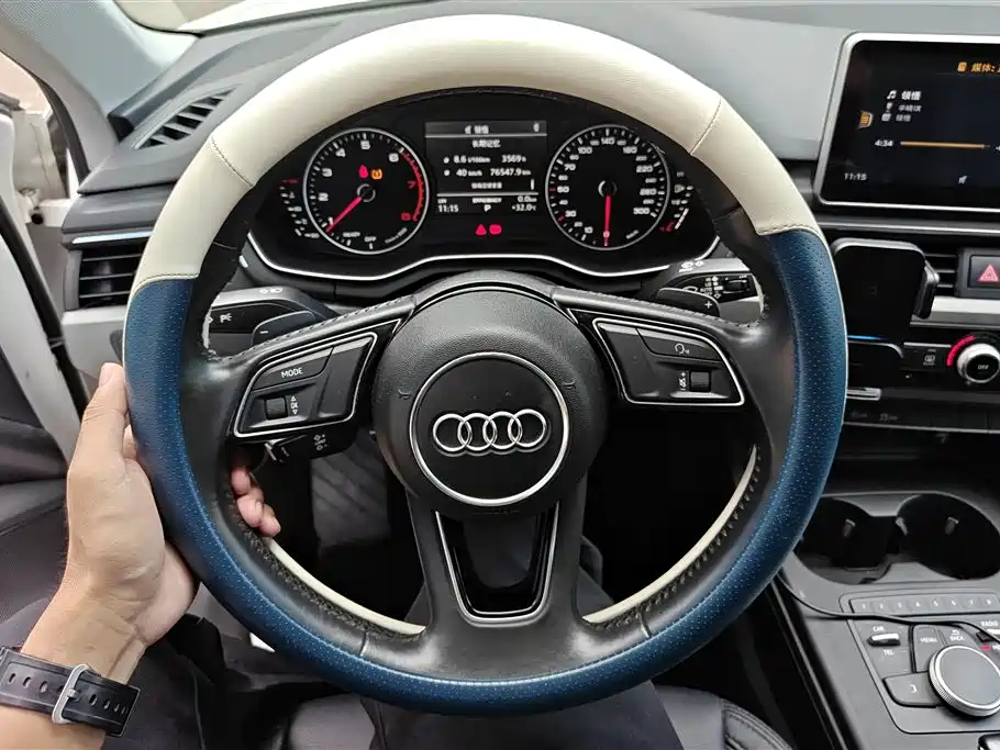 Audi A4L 2017 — фото 15