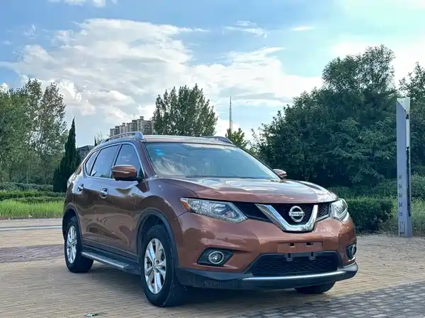 Nissan X-Trail 2015